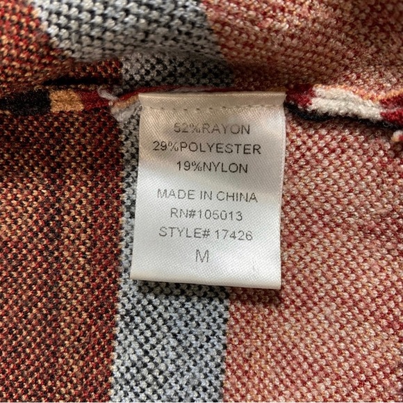 Andree By Unit Size M Leopard Print Pullover Sweater - Picture 13 of 13